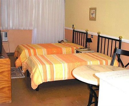 St. Winifreds Hotel Morecambe Bagian luar foto