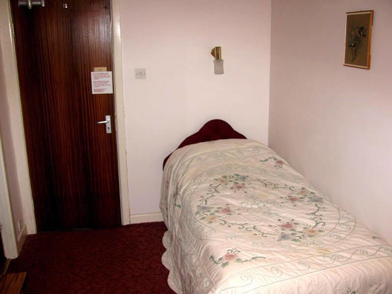St. Winifreds Hotel Morecambe Bagian luar foto